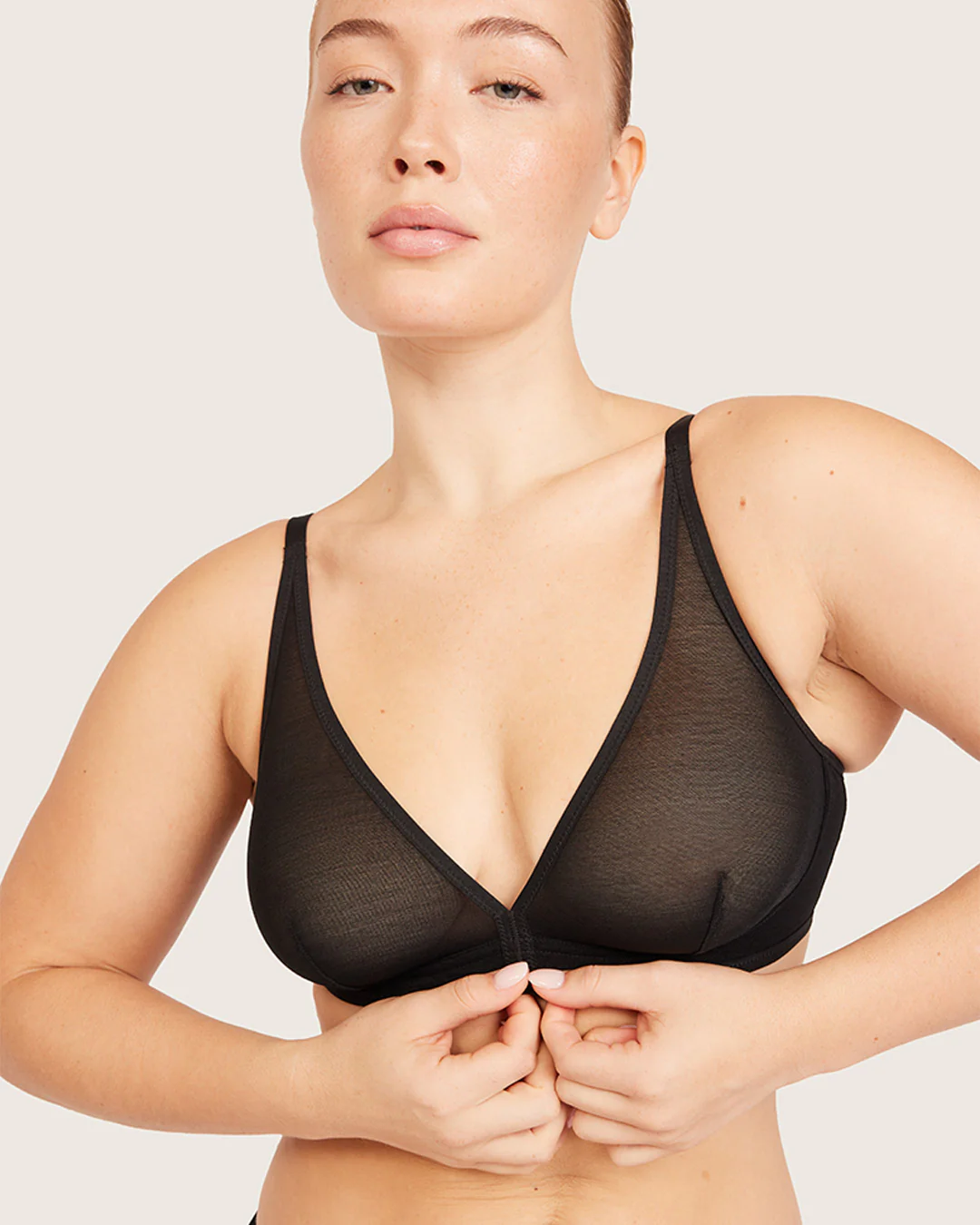 FreeMesh Plunge Bralette - Black - Image 12