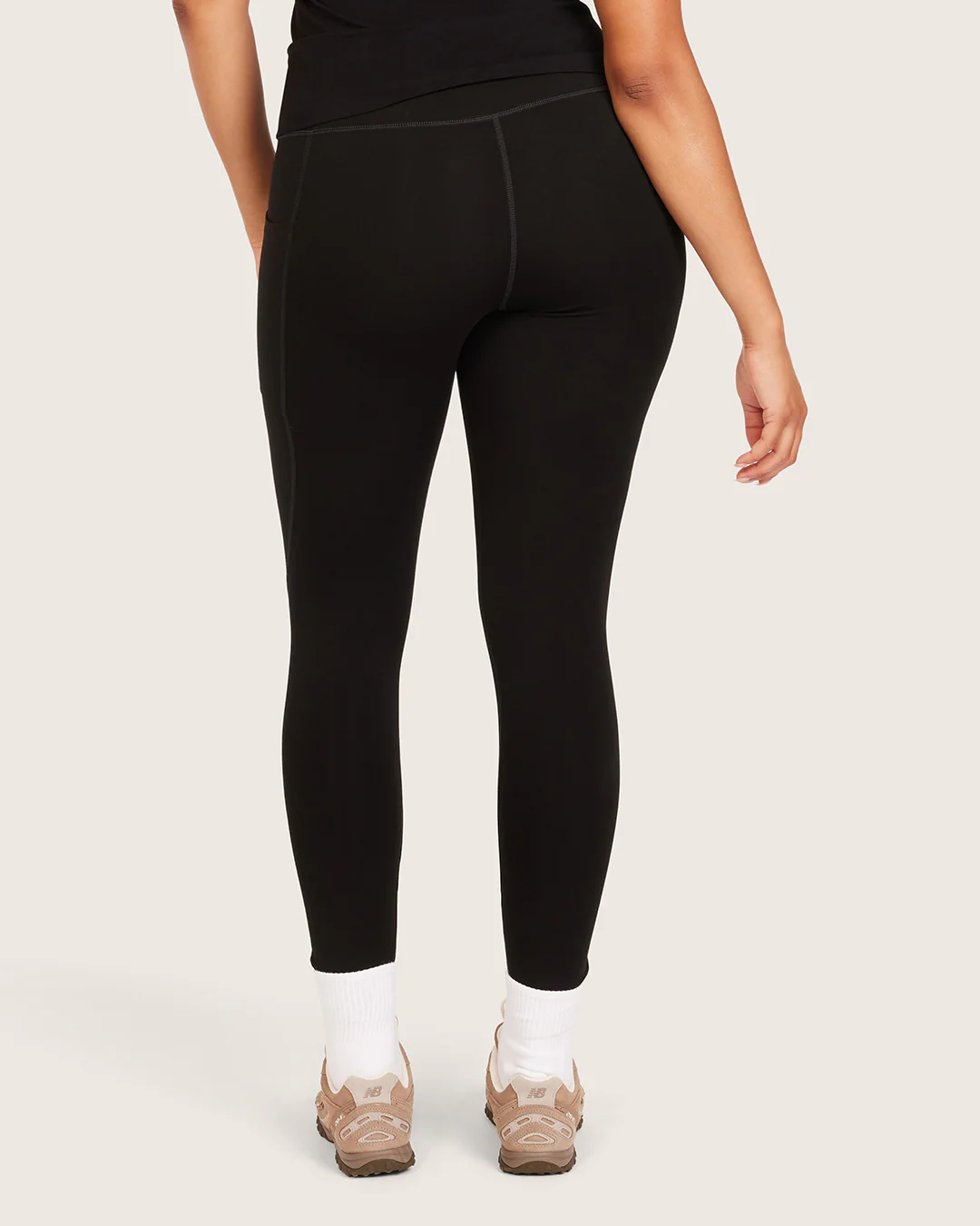 High Waist Leggings with Pocket - Black - Image 11