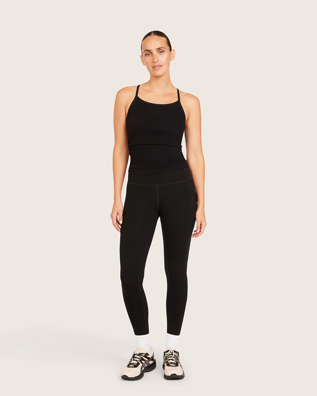 High Waist Leggings with Pocket - Black - Image 7