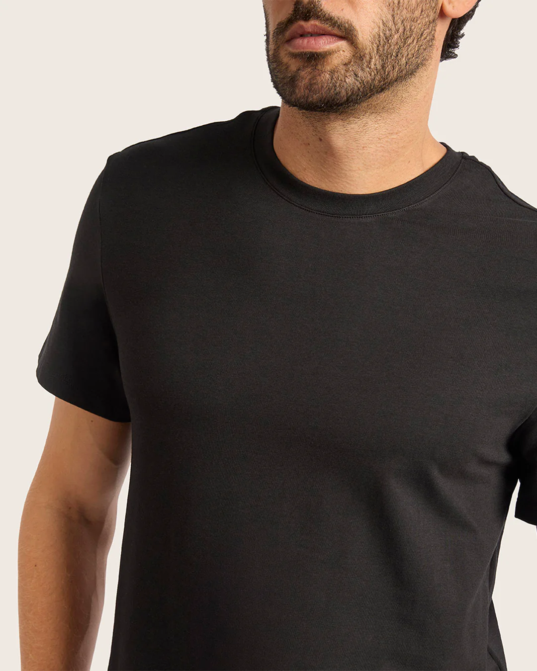Men's Classic Crew Neck T-Shirt - Black - Image 10