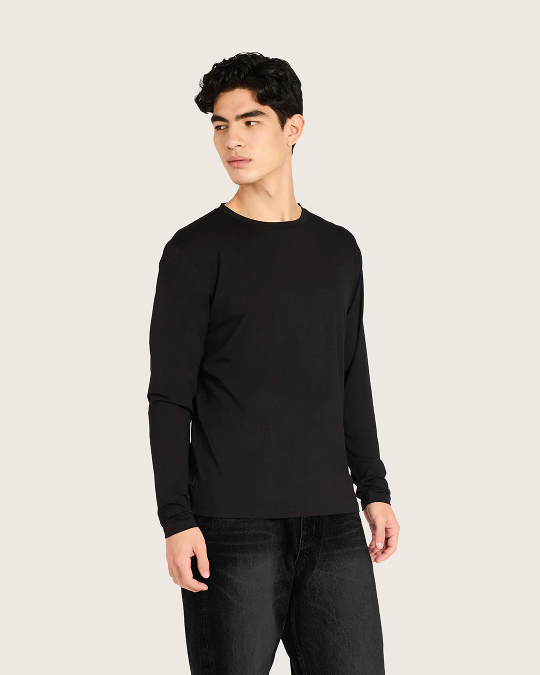 Men's Classic Long Sleeve T-Shirt - Black - Image 3