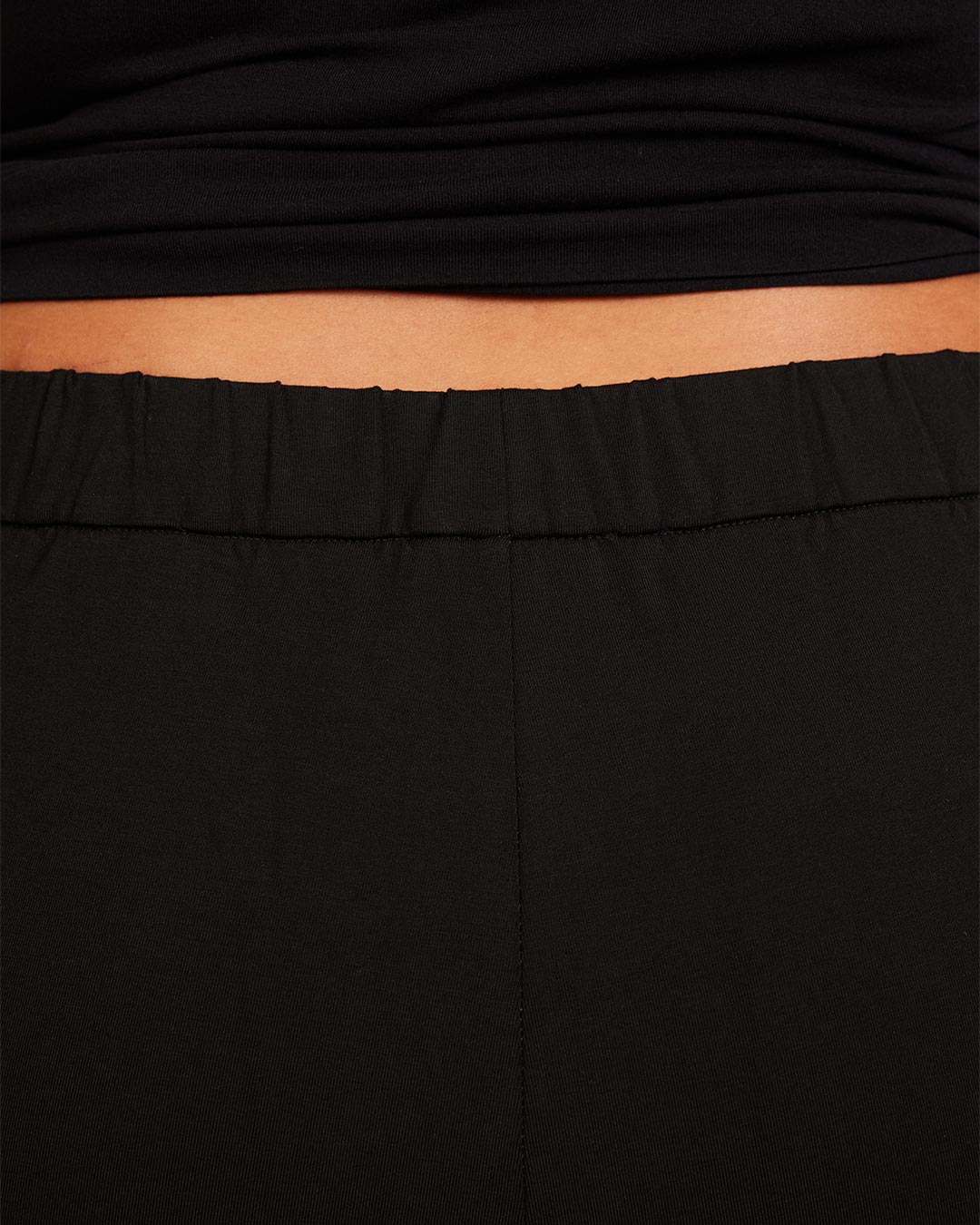 Relaxed Leg Pants - Regular - Black - Image 15