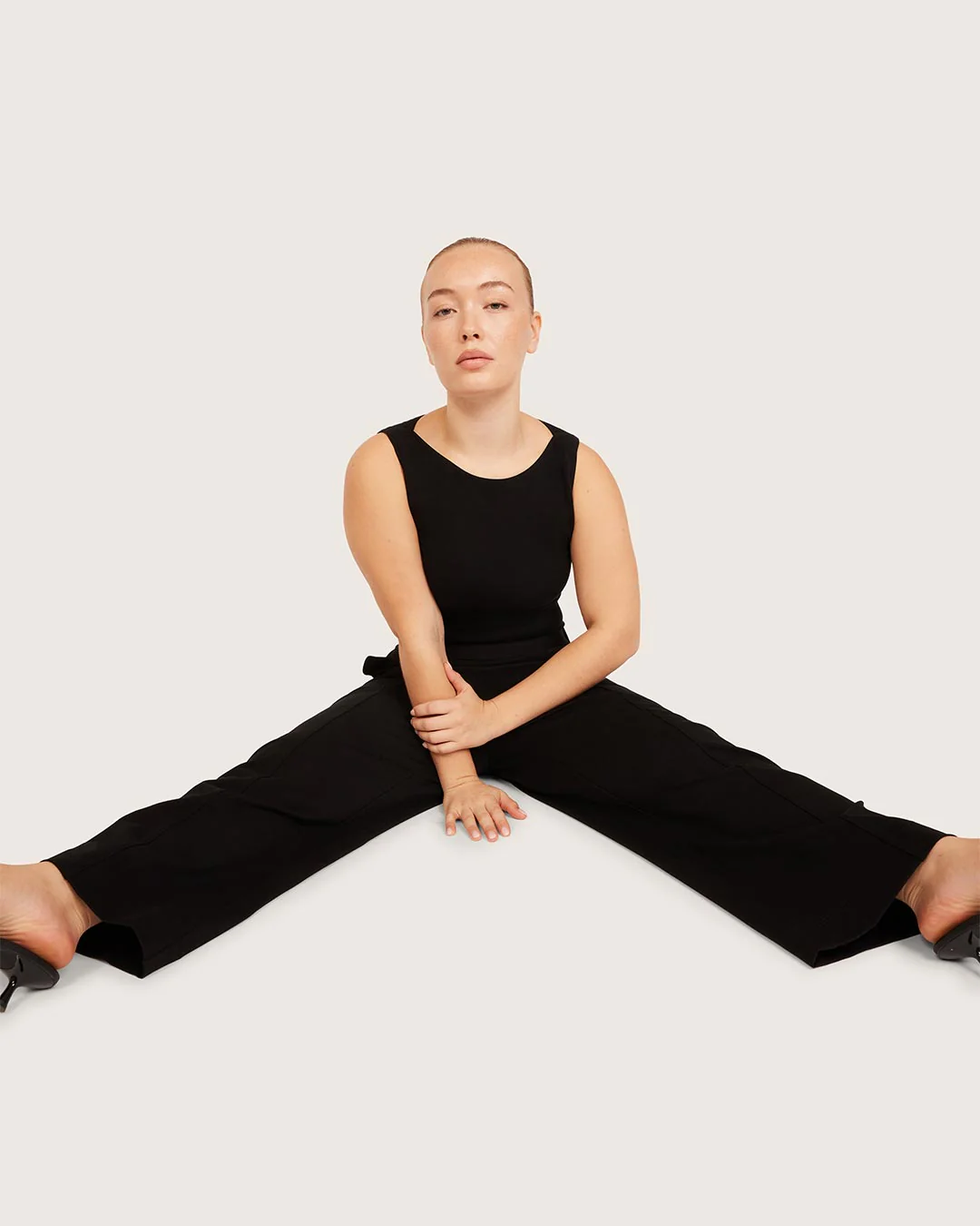 Relaxed Leg Pants - Short - Black - Image 14