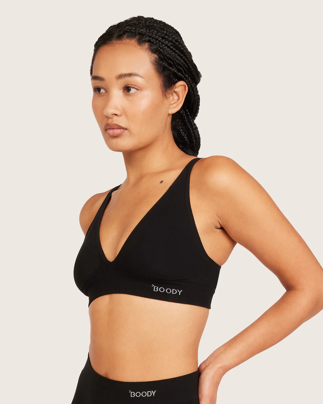 Wireless Plunge Bralette - Black - Image 3