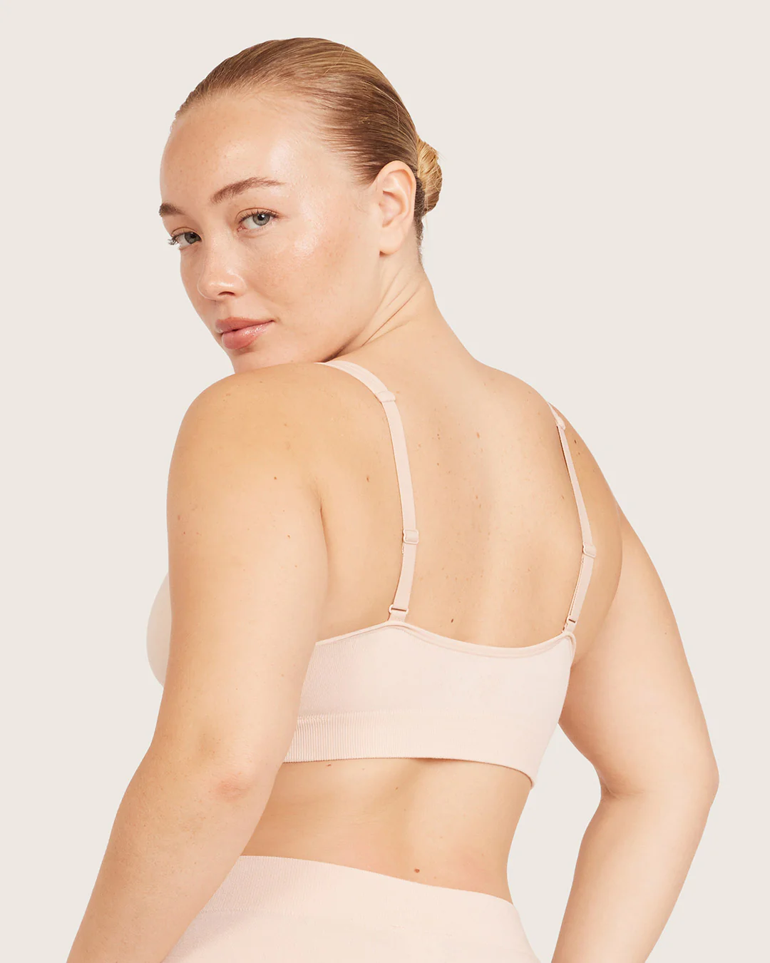 Wireless Plunge Bralette - Shell - Image 8